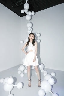 Song Zuer feet photo 17