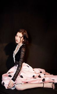 Song Zuer feet photo 16