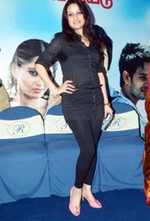 Sonia Agarwal feet photo 8