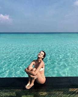 Sonia Ammar feet photo 8