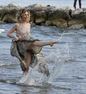 Sonia Bergamasco feet photo 2
