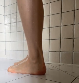 Sonia Bohosiewicz feet photo 2