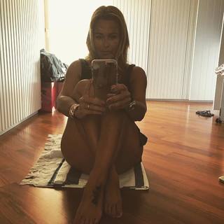 Sonia Bruganelli feet photo 12