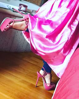 Sonia Bruganelli feet photo 11