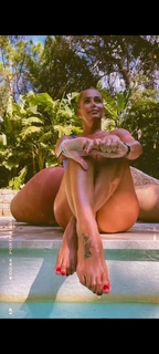 Sonia Bruganelli feet photo 9