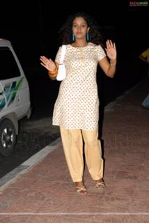 Sonia feet photo 11