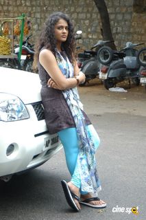 Sonia feet photo 4