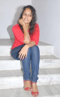 Sonia feet photo 11