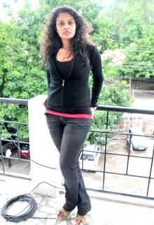 Sonia feet photo 10