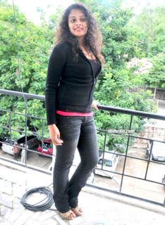 Sonia feet photo 10