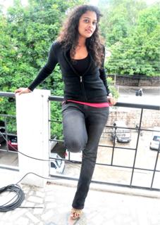 Sonia feet photo 7
