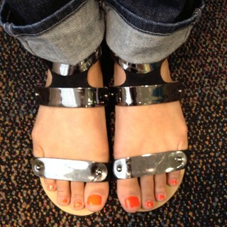 Sonia Kruger feet photo 17