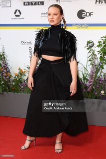 Sonja Gerhardt feet photo thumbnail