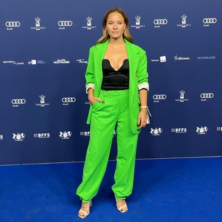 Sonja Gerhardt feet photo thumbnail