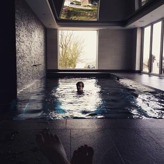 Sonja Reid feet photo thumbnail