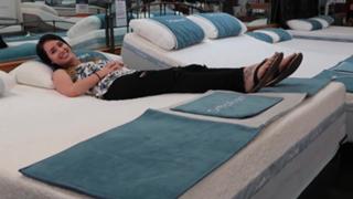 Sonja Reid feet photo thumbnail
