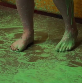 Sonja Reid feet photo thumbnail