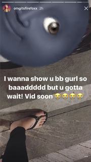 Sonja Reid feet photo thumbnail