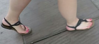 Sonja Reid feet photo thumbnail