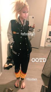 Sonja Reid feet photo thumbnail
