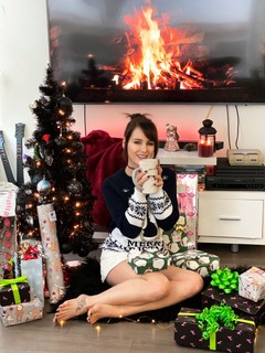 Sonja Reid feet photo thumbnail