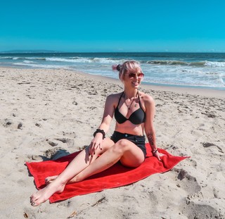 Sonja Reid feet photo thumbnail