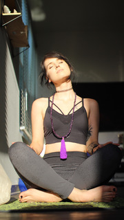 Sonja Reid feet photo thumbnail