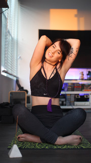Sonja Reid feet photo thumbnail