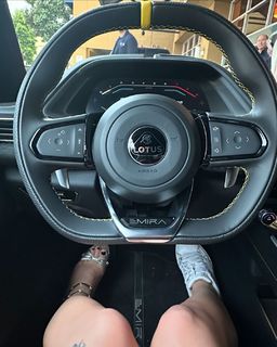 Sonja Reid feet photo thumbnail