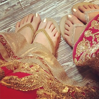 Sonnalli Seygall feet photo 12