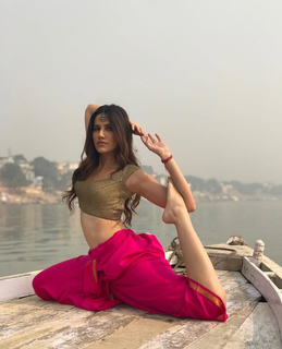 Sonnalli Seygall feet photo 12