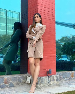 Sonnalli Seygall feet photo 1