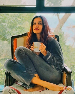 Sonnalli Seygall feet photo 3