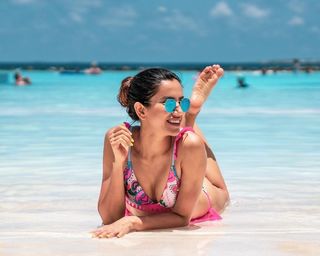 Sonnalli Seygall feet photo 6