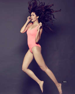 Sonnalli Seygall feet photo 7