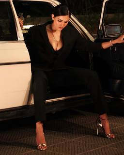 Sonnalli Seygall feet photo 19