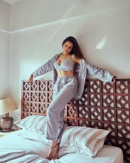 Sonnalli Seygall feet photo 6