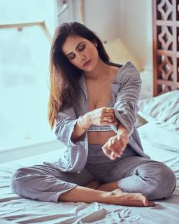 Sonnalli Seygall feet photo 3
