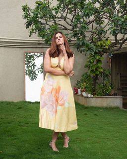 Sonnalli Seygall feet photo 2