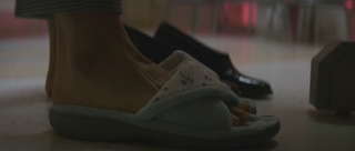 Sonoya Mizuno feet photo thumbnail