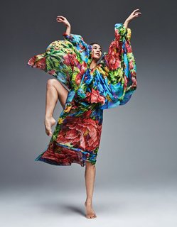 Sonoya Mizuno feet photo thumbnail