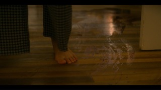 Sonoya Mizuno feet photo thumbnail