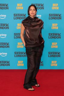 Sonoya Mizuno feet photo thumbnail