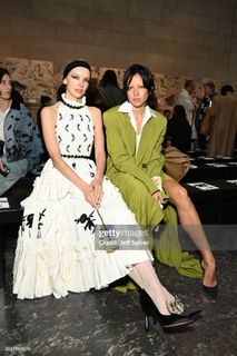 Sonoya Mizuno feet photo 3