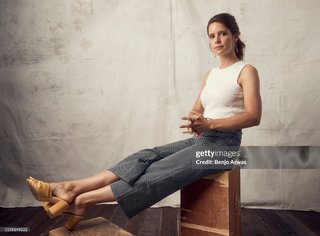 Sonya Cassidy feet photo thumbnail