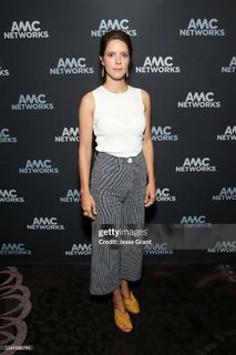 Sonya Cassidy feet photo thumbnail