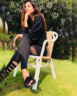Sonya Hussain feet photo 2