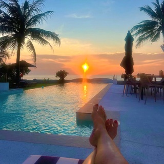 Sonya Kraus feet photo thumbnail