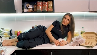 Sonya Tayurskaya feet photo 5