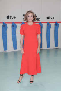 Sonya Walger feet photo thumbnail